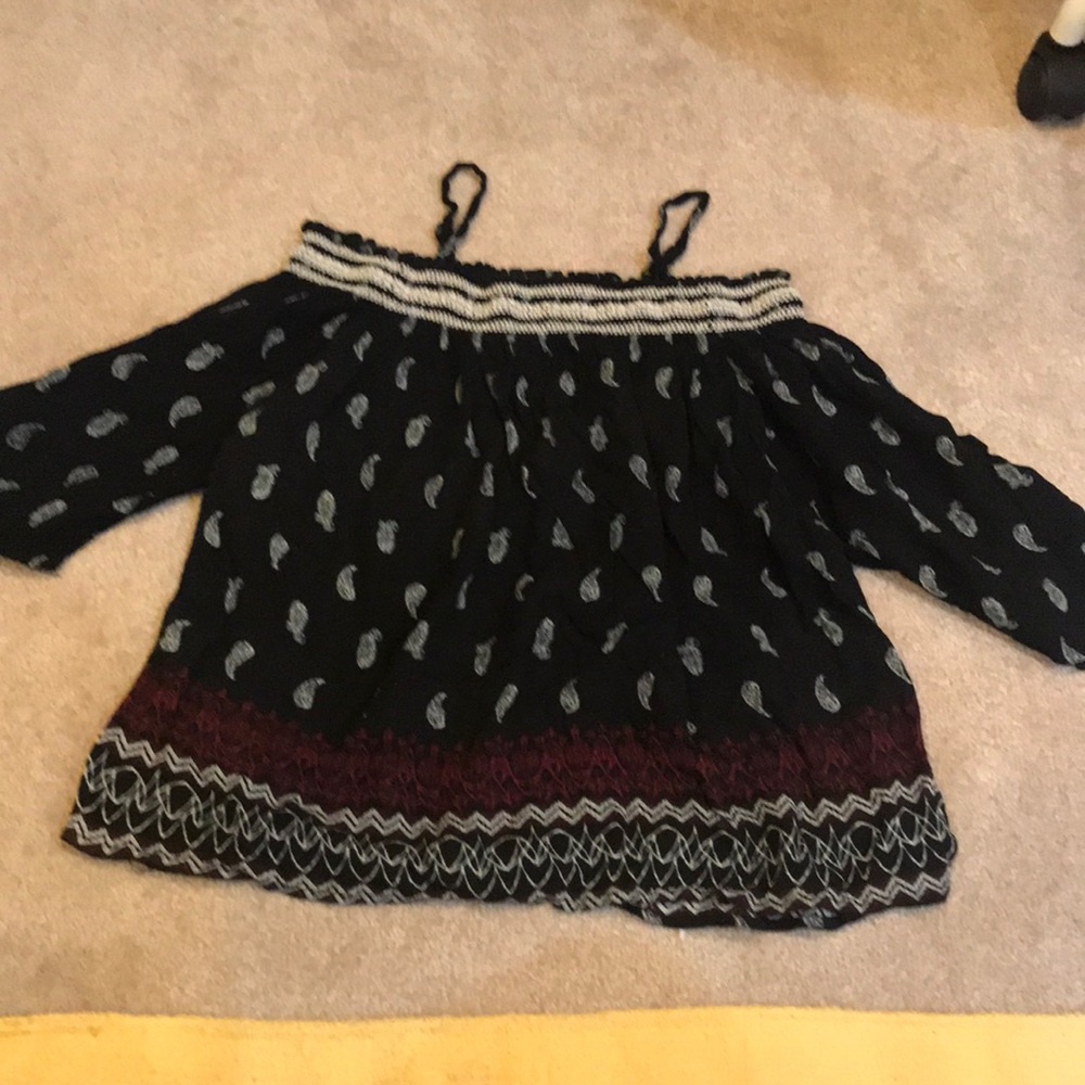off the shoulder boho shirt size medium